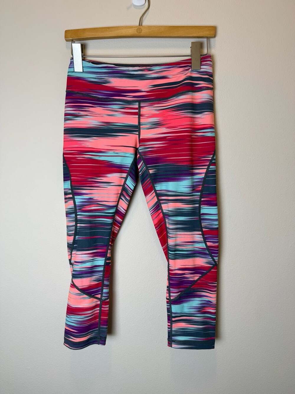 Zella Capri Leggings Size S/P Multi Colored